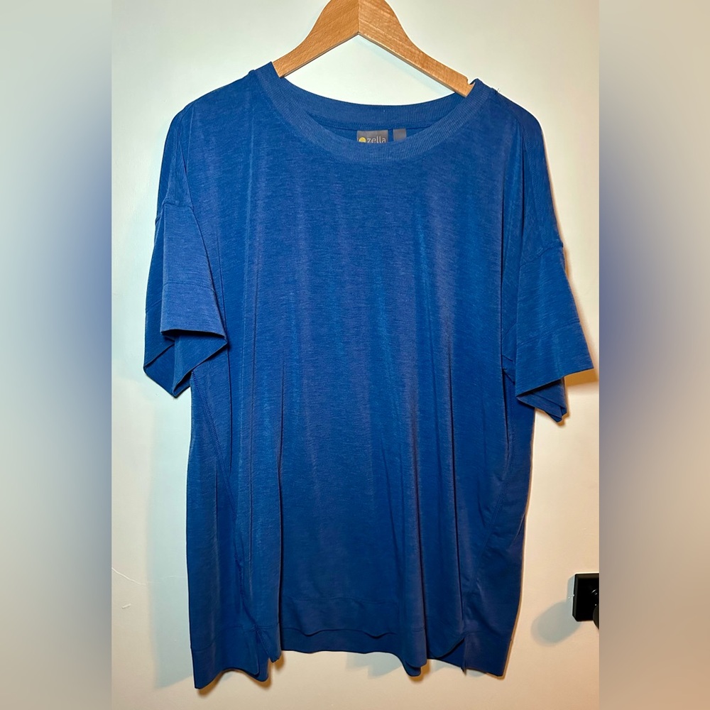 Zella embody blue short sleeve tee Size XL